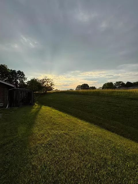 Exterior - 849 Beech Ct, Heath, OH 43056 photo 2 of 2