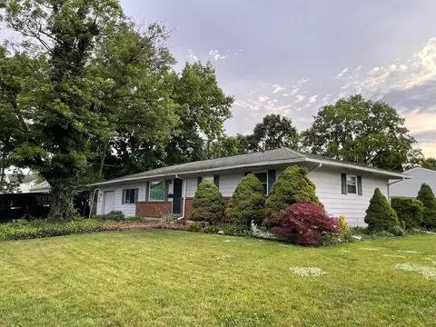 2275 Wadsworth Dr, Columbus, OH 43232