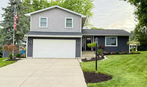 509 Newford Dr, Bellefontaine, OH 43311