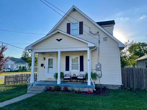 647 Harrison St, Washington Court House, OH 43160