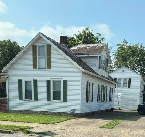 124126 W 5th Ave, Lancaster, OH 43130