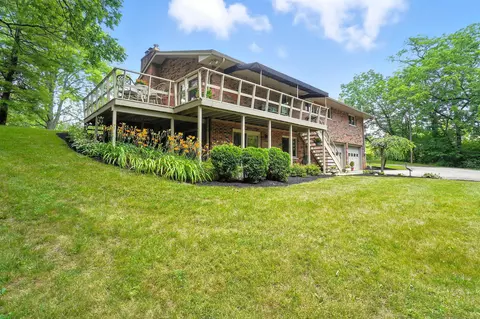 2051 Borror Rd, Grove City, OH 43123