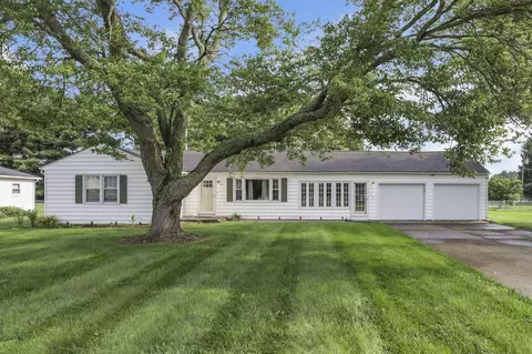 414 Myrtle Ave, Newark, OH 43055