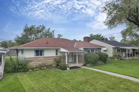 135 Fernhill Ave, Columbus, OH 43228