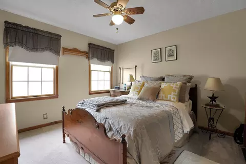 Bedroom - 519 Forestview Ct, Circleville, OH 43113 photo 5 of 5
