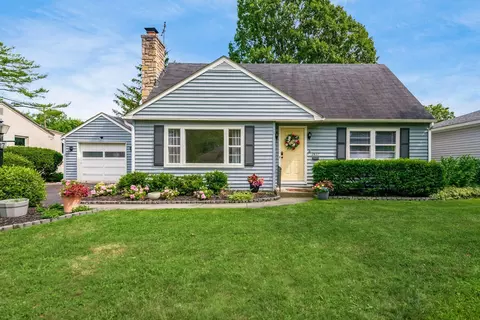 2827 Wellesley Rd, Columbus, OH 43209