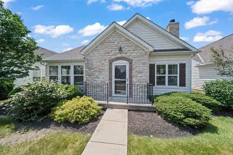 5571 Tumbling Creek Dr #52, Dublin, OH 43016