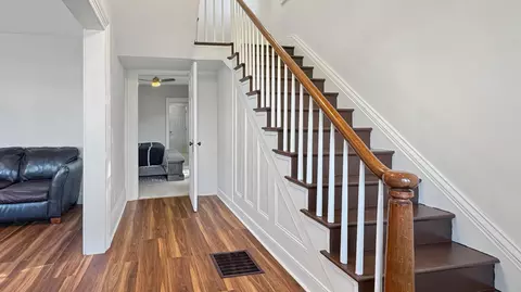 Entry Way - 489 Heath Rd, Heath, OH 43056 photo 2 of 7