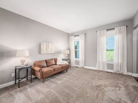 Living - 7903 Dellinger Rd, Galloway, OH 43119 photo 1 of 7