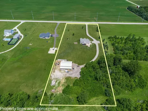 View/Area - 7903 Dellinger Rd, Galloway, OH 43119 photo 8 of 10
