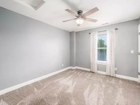 Bedroom - 7903 Dellinger Rd, Galloway, OH 43119 photo 4 of 10