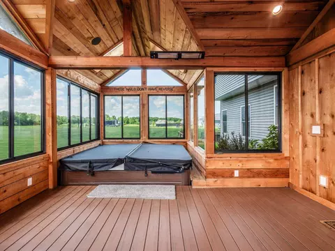 Exterior - 7903 Dellinger Rd, Galloway, OH 43119 photo 7 of 20