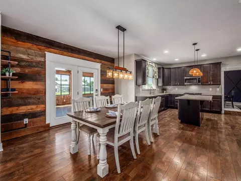 Dining - 7903 Dellinger Rd, Galloway, OH 43119 photo 4 of 4