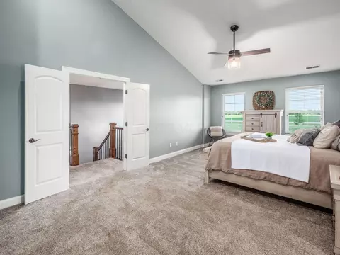 Bedroom - 7903 Dellinger Rd, Galloway, OH 43119 photo 2 of 10