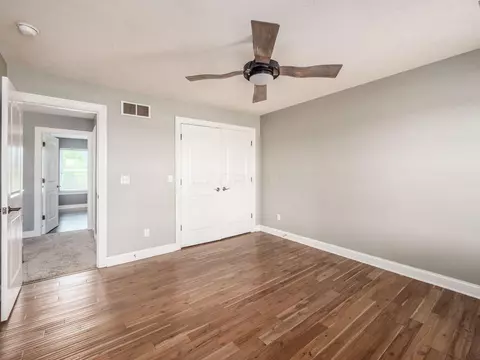 Bedroom - 7903 Dellinger Rd, Galloway, OH 43119 photo 9 of 10