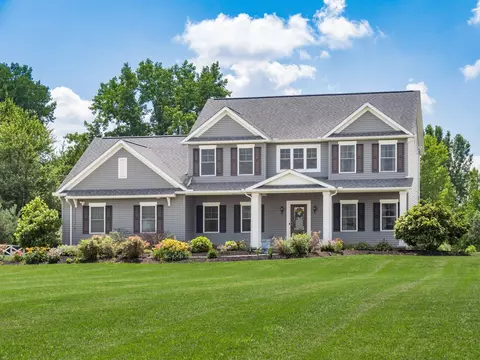 7903 Dellinger Rd, Galloway, OH 43119
