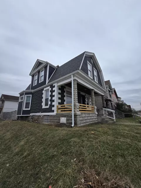 1035 Sullivant Ave, Columbus, OH 43223