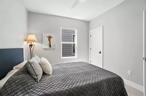 Bedroom - 1068 Edgehill Rd, Columbus, OH 43212 photo 9 of 10