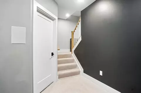 Entry Way - 1068 Edgehill Rd, Columbus, OH 43212 photo 4 of 4