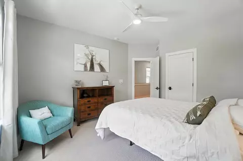 Bedroom - 1068 Edgehill Rd, Columbus, OH 43212 photo 7 of 10