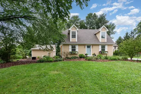 9341 Westview Dr, Powell, OH 43065