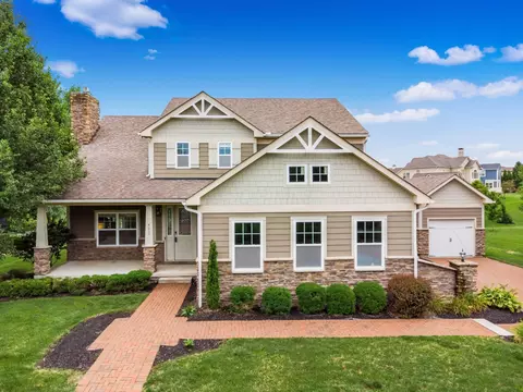 4600 Hirth Hill Rd E, Grove City, OH 43123