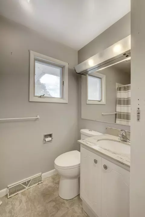 193 E Walnut St, Marion, OH 43302 photo 32