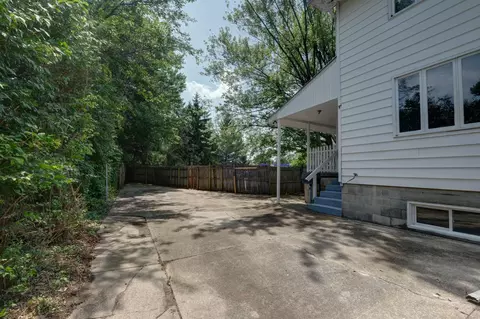 193 E Walnut St, Marion, OH 43302 photo 6