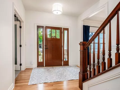 Entry Way - 5808 Glendavon Loop, Dublin, OH 43016 photo 2 of 3