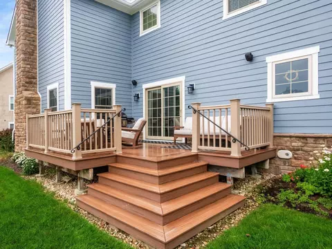 Exterior - 5808 Glendavon Loop, Dublin, OH 43016 photo 8 of 12