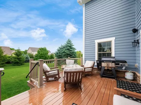 Exterior - 5808 Glendavon Loop, Dublin, OH 43016 photo 7 of 12