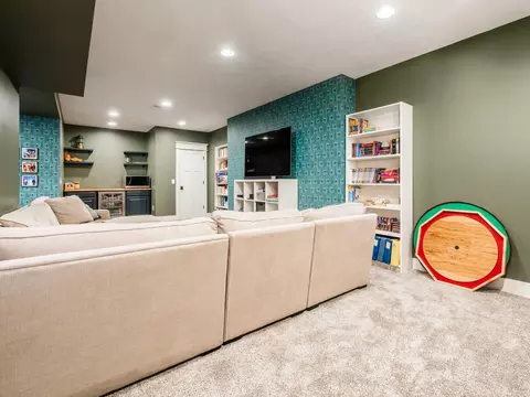 Living - 5808 Glendavon Loop, Dublin, OH 43016 photo 5 of 5