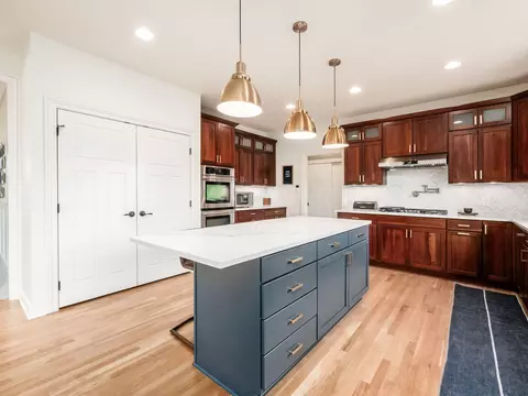 Kitchen - 5808 Glendavon Loop, Dublin, OH 43016 photo 1 of 3