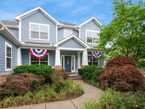 Exterior - 5808 Glendavon Loop, Dublin, OH 43016 photo 5 of 12