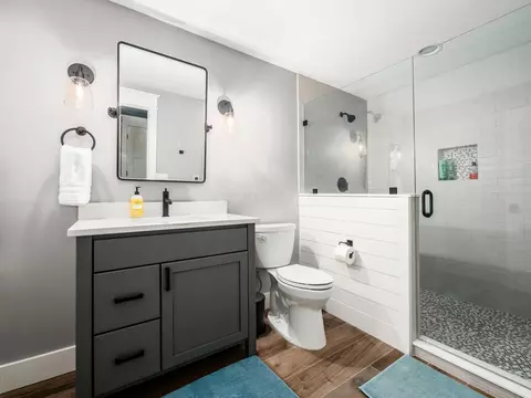 Bath - 5808 Glendavon Loop, Dublin, OH 43016 photo 10 of 10