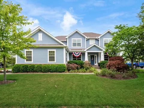 Exterior - 5808 Glendavon Loop, Dublin, OH 43016 photo 2 of 12