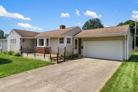 106 Collins Ct, Circleville, OH 43113