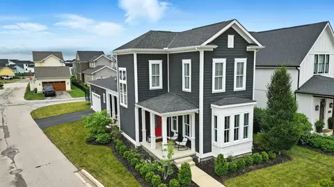 1877 Poplar Pl, Lewis Center, OH 43035