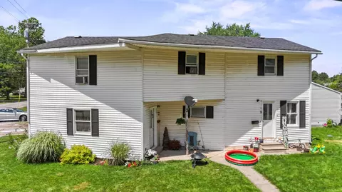 118 W Main St, New London, OH 44851