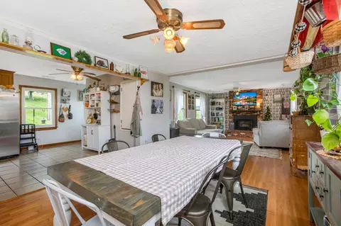 Dining - 26262 Jackson Rd, Circleville, OH 43113 photo 3 of 3
