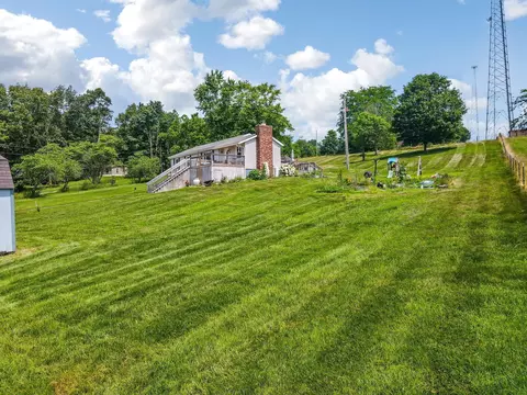Exterior - 26262 Jackson Rd, Circleville, OH 43113 photo 23 of 31