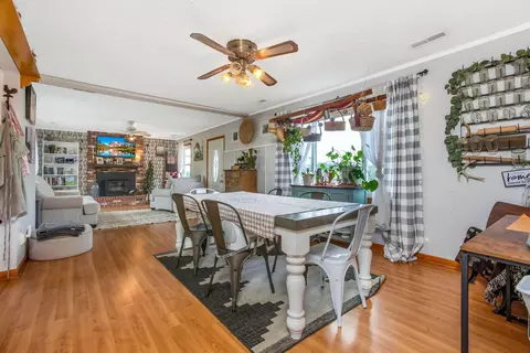 Dining - 26262 Jackson Rd, Circleville, OH 43113 photo 2 of 3