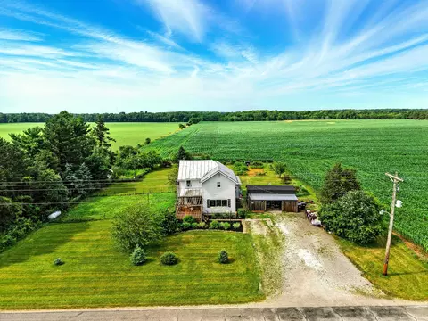 1464 Temple Rd, Bucyrus, OH 44820