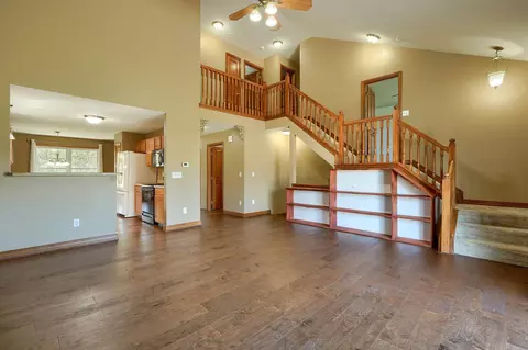 Living - 5700 Boucher Dr, Orient, OH 43146 photo 2 of 8