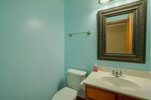 Bath - 5700 Boucher Dr, Orient, OH 43146 photo 1 of 3