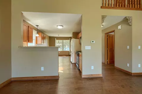 Entry Way - 5700 Boucher Dr, Orient, OH 43146 photo 3 of 3