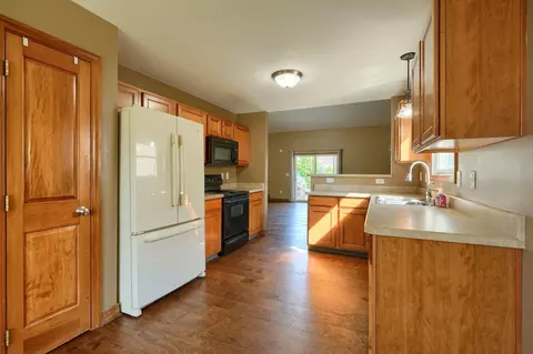 Kitchen - 5700 Boucher Dr, Orient, OH 43146 photo 1 of 2
