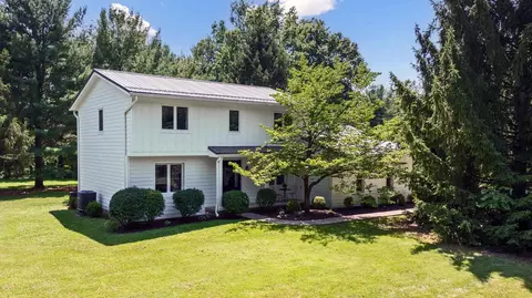 8019 Clouse Rd, New Albany, OH 43054