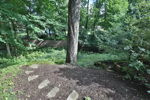 Exterior - 580 Keyes Ln, Worthington, OH 43085 photo 18 of 30