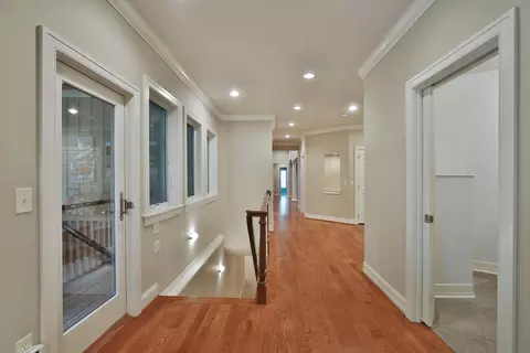 Entry Way - 580 Keyes Ln, Worthington, OH 43085 photo 4 of 8